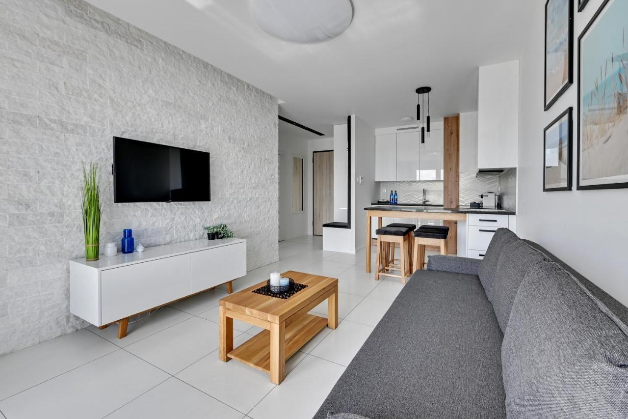 Letnica Seaside By Downtown Apartments Gdansk Bagian luar foto